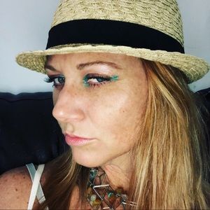 Meet your Posher, Jenny